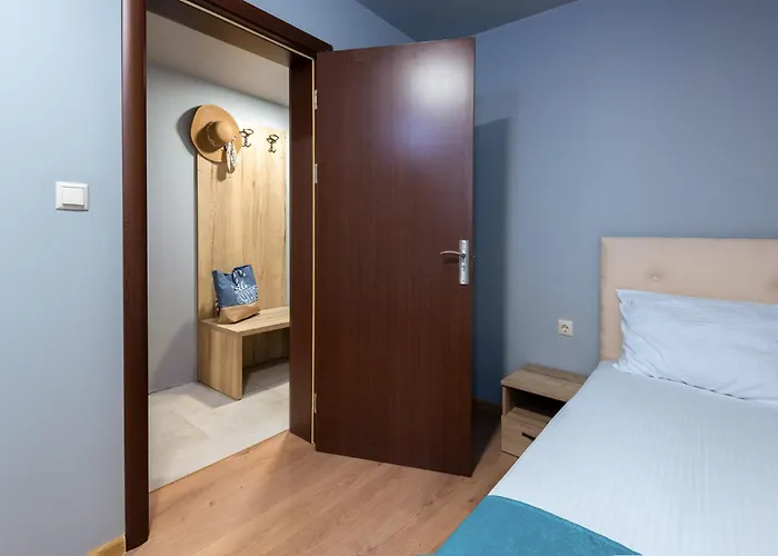 מלון Sea View Hills *