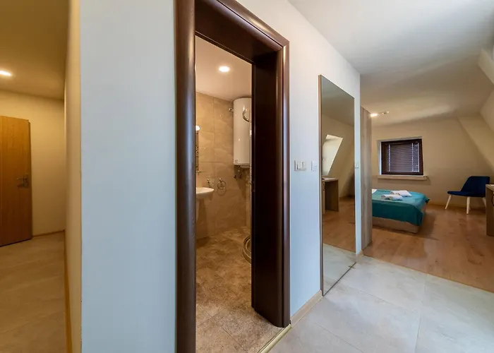 מלון Sea View Hills *