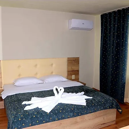 Sea View Hills Hotel *