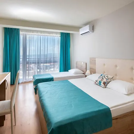 Sea View Hills فندق *