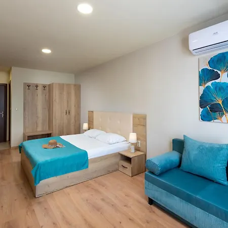 Sea View Hills *