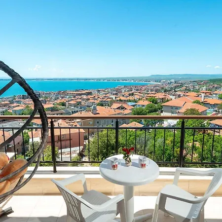 Sea View Hills سفيتي فلاس