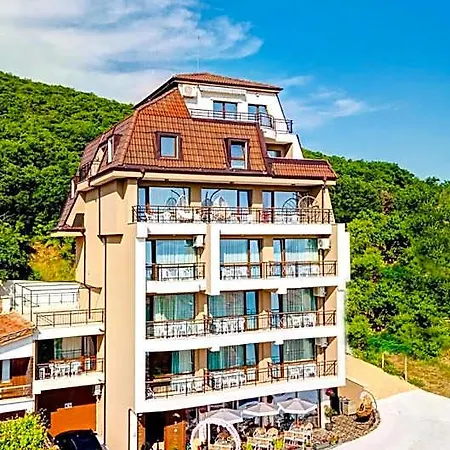 Sea View Hills فندق