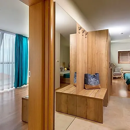 Sea View Hills * سفيتي فلاس