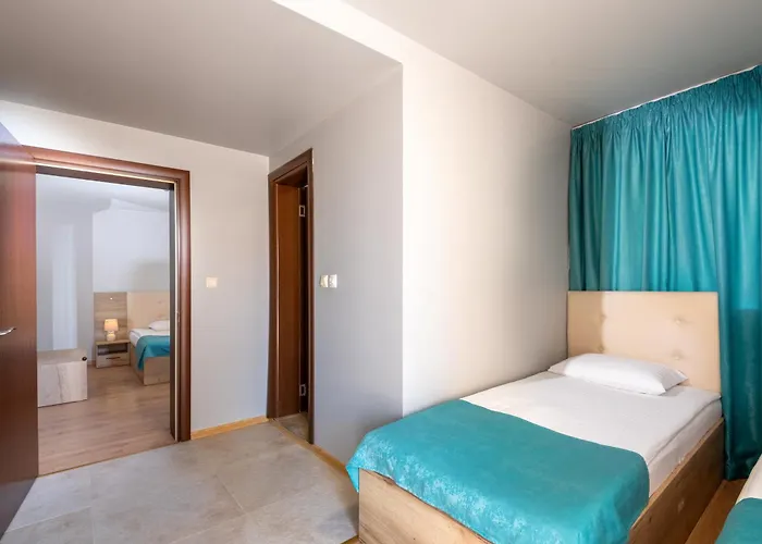 Хотел Sea View Hills Свети Влас